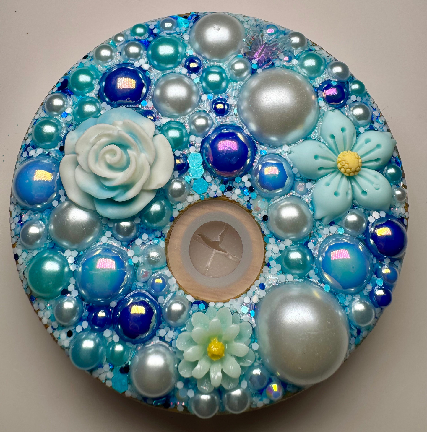 Custom pearl lid